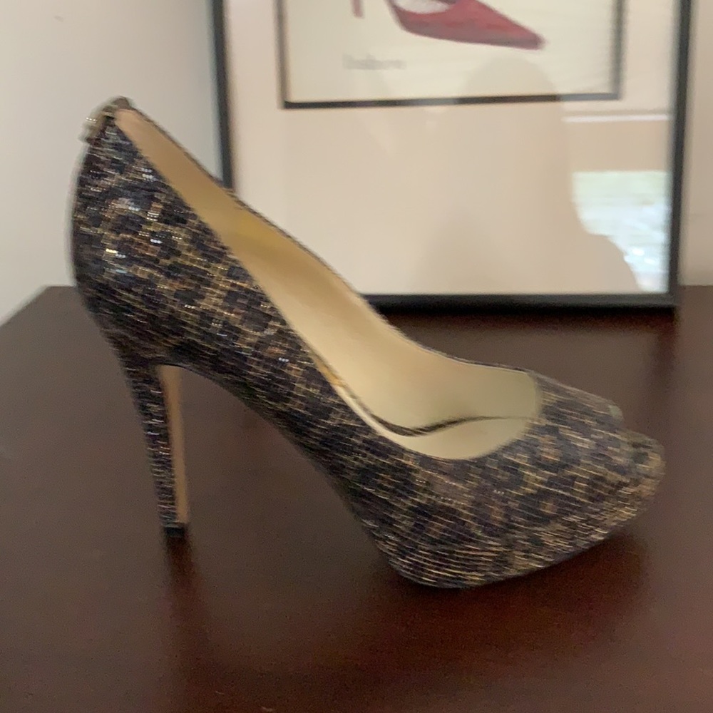 Michael Kors open toe heels - Picture 2 of 4